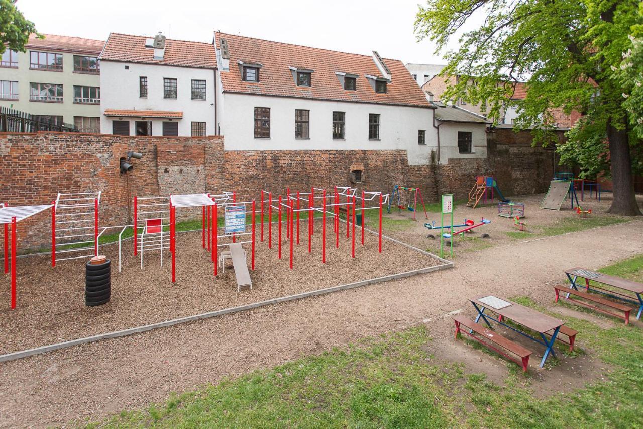 Three Single Beds Torun Exterior foto